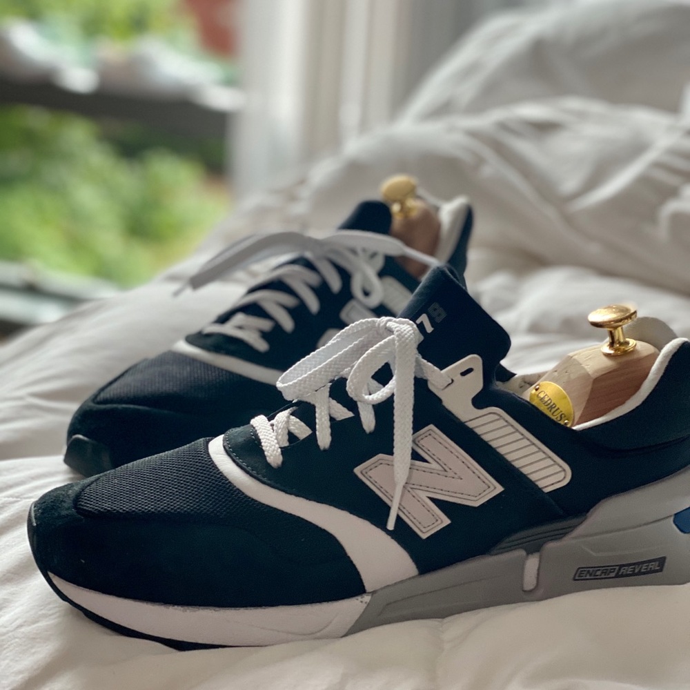 Men’s Black New Balance 997S